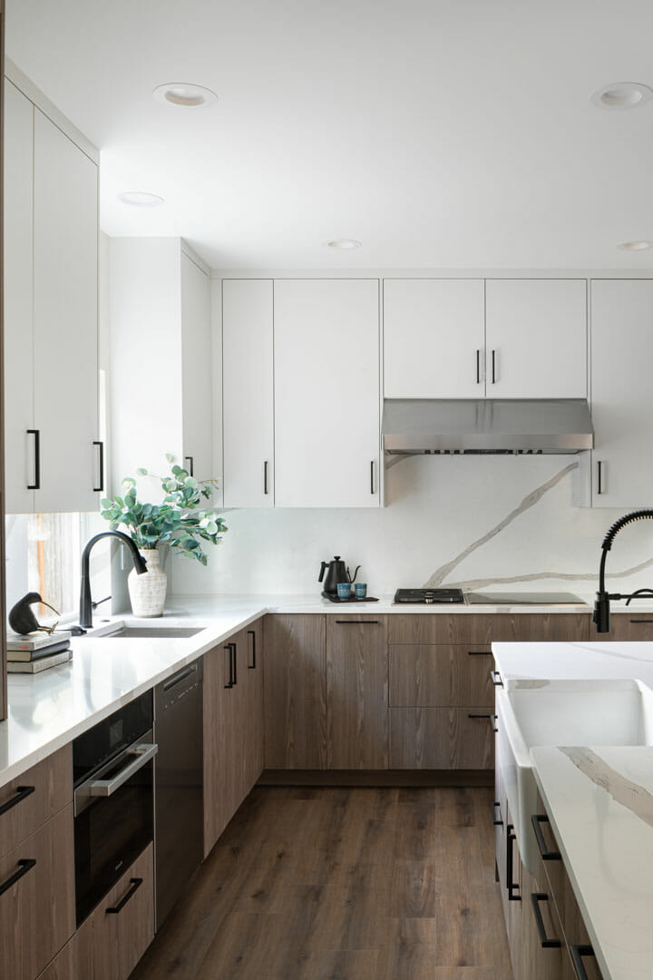 Technology and European Cabinetry: Smart Solutions for Modern Kitchens